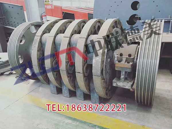 西藏輪胎移動破碎機(jī)建筑垃圾