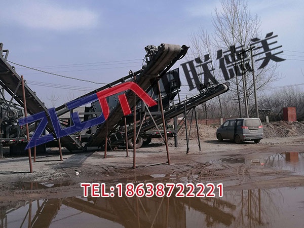 湖北簡(jiǎn)易式移動(dòng)破碎機(jī)機(jī)械設(shè)備