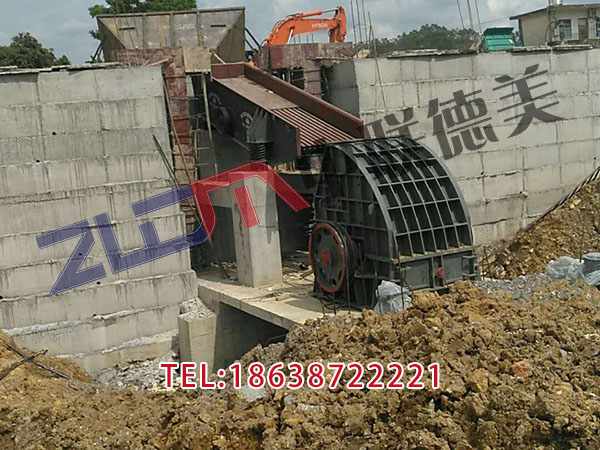 福建石頭移動(dòng)破碎機(jī)多少錢(qián)一臺(tái)